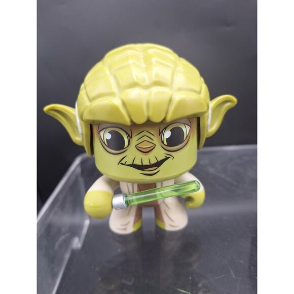 Mighty Muggs Star Wars Yoda, Kylo Ren And Stormtrooper 4 Inch Vinyl Figurines - Picture 4 of 13